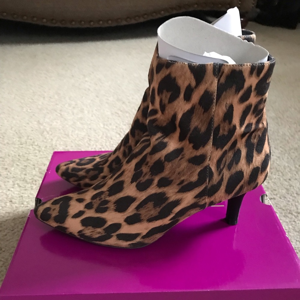 Leopard ankle boots❤️